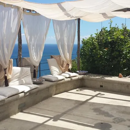 La Santarella Bed & Breakfast